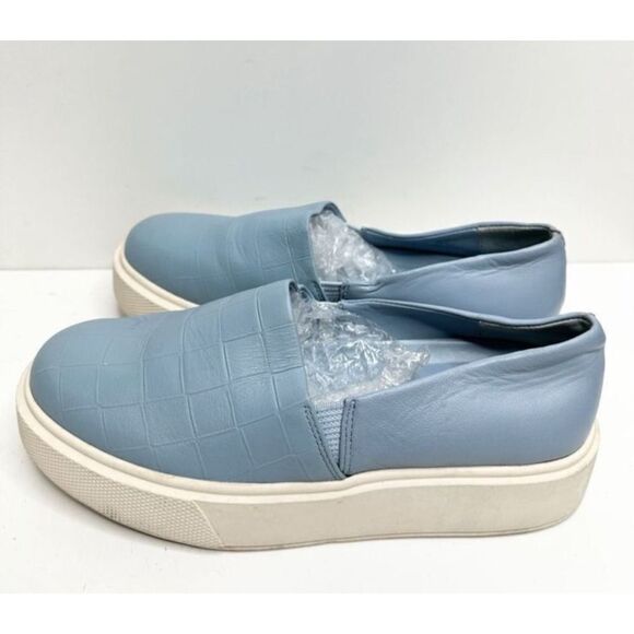 Vince Camuto Slip On Sneakers Platform Leather Casual Blue Shoes Size 7 - Picture 2 of 8